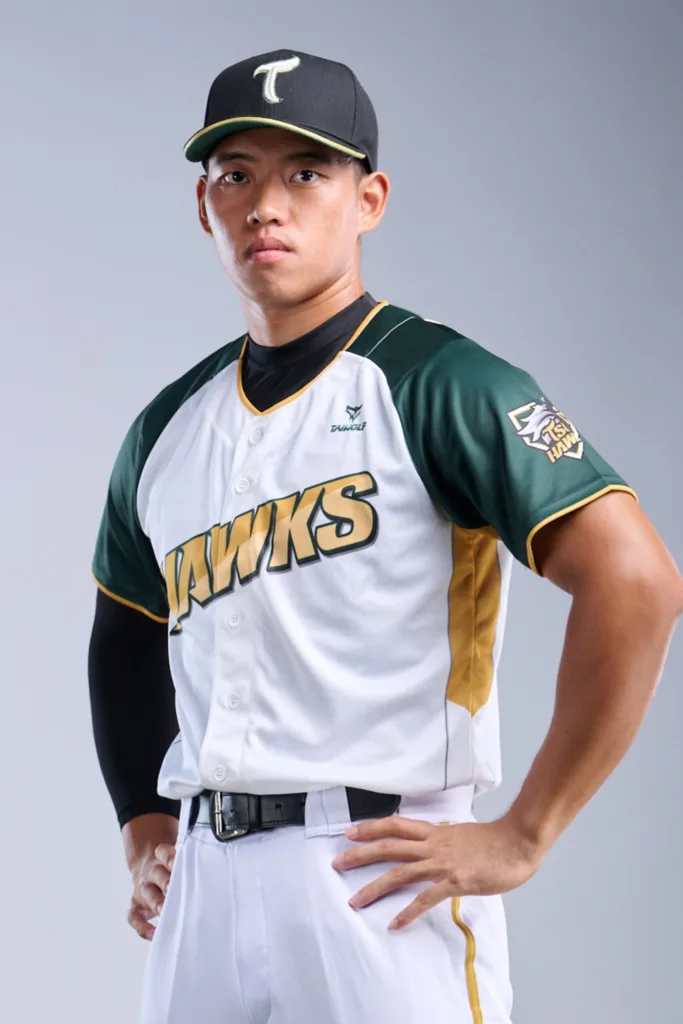 孫易磊哥哥：孫易伸(台鋼雄鷹)