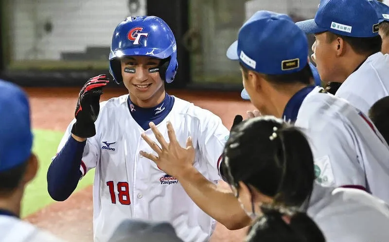 林佳緯襪子綽號的由來,延續父親棒球魂! 3 U18時期的林佳緯(襪子)