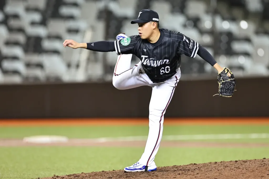 WBC經典賽資格賽中華隊:林佳緯滿貫轟逆勝樂天! 4 2025WBC資格賽:中華隊-曾峻岳(富邦悍將)