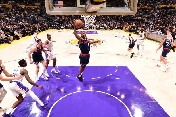 可愛逆轉絕殺國王,證明自己依然是Mr.關鍵 4 Kawhi Leonard