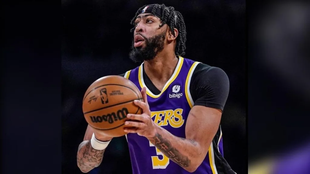 NBA》獨行俠厄文受傷左膝十字韌帶斷裂,回顧實力占居主力因素 5 A.戴維斯(Anthony Davis)