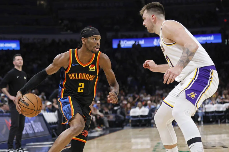 雷霆「SGA」吉爾吉斯亞歷山大（左）